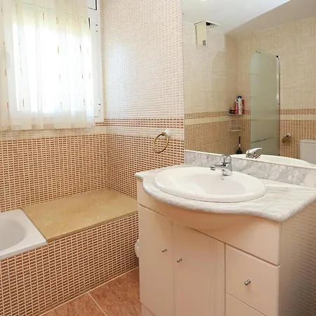 At131 Airco, Con Piscina, Playa A 800m *